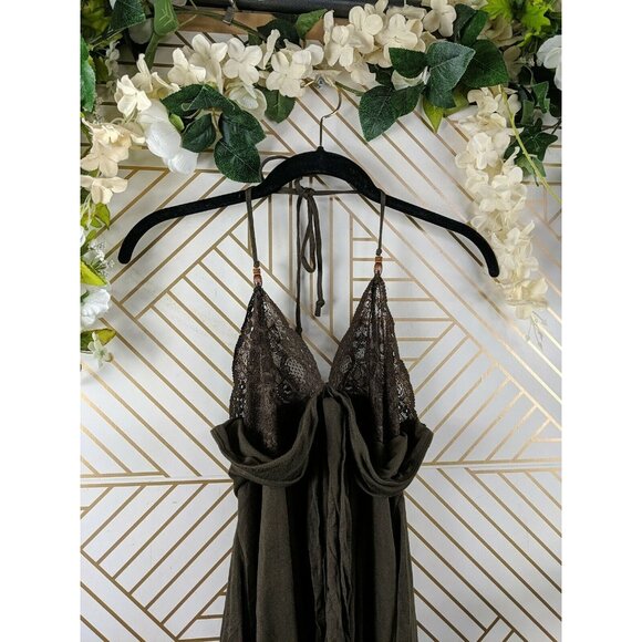 Guess Halter Style Top Tie Flowy Size Medium NEW open back - Picture 2 of 8